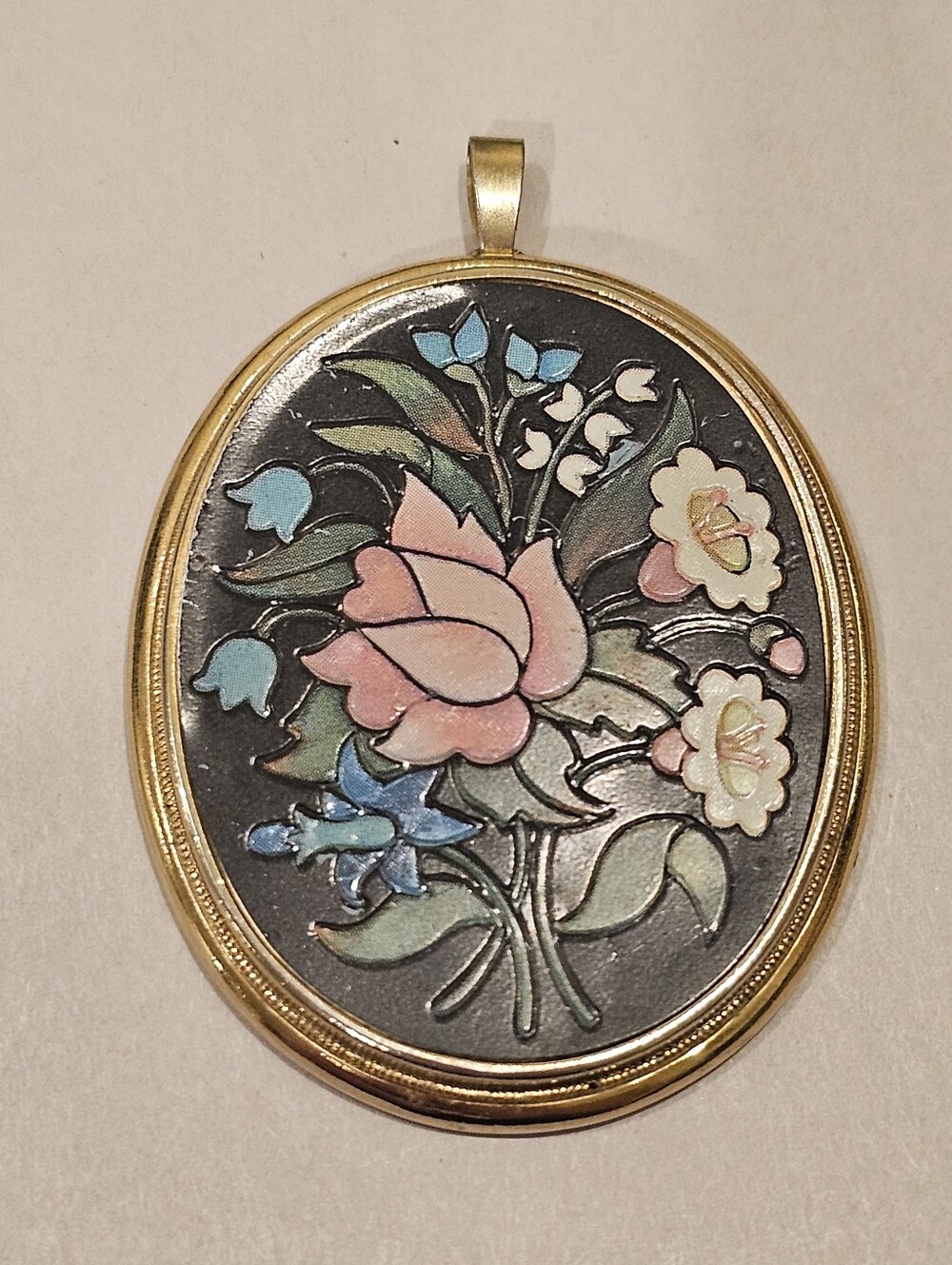 Vintage 1974 Avon Florentine Mosaic Collection Floral Pendant